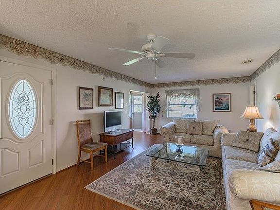 5th image of 2103 Harley Way
