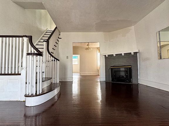 2nd image of 3520 Bleigh Ave