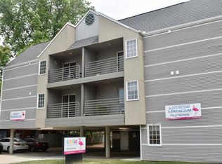 812 W Nevada St #C2F64CDE2, Urbana, IL 61801