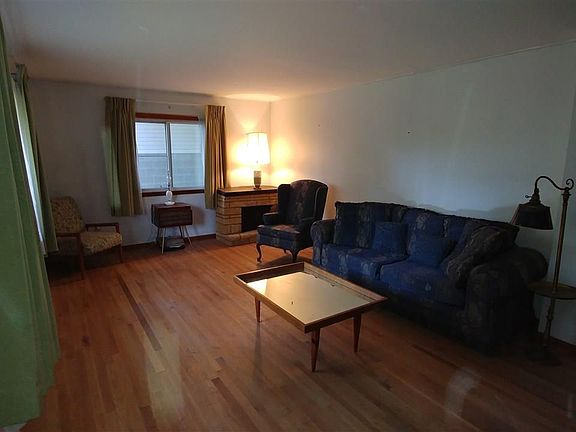 2nd image of 3240 Delaware Tpke