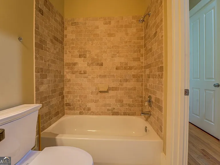 4165 Raphael St SW — Photo 22