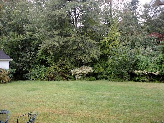 5th image of 507 Cobblestone Dr