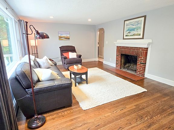 3rd image of 371 Pride Street