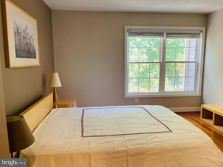 1 Cromwell Ct — Photo 18