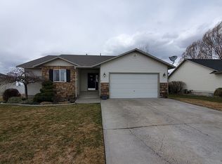 2345 Chaparro Ln, Blackfoot, ID 83221