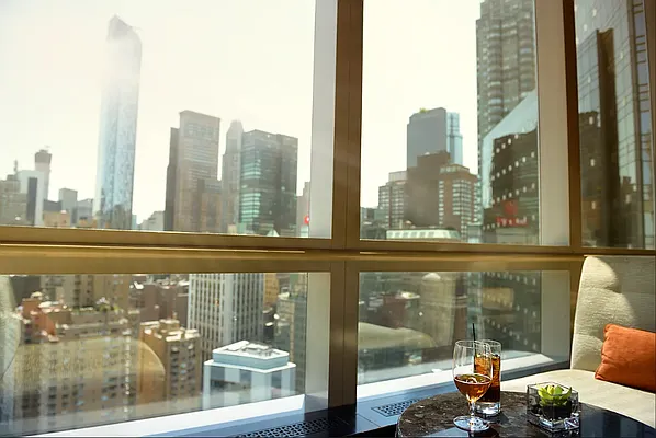 Rented by Vector New York, LLC | media 15