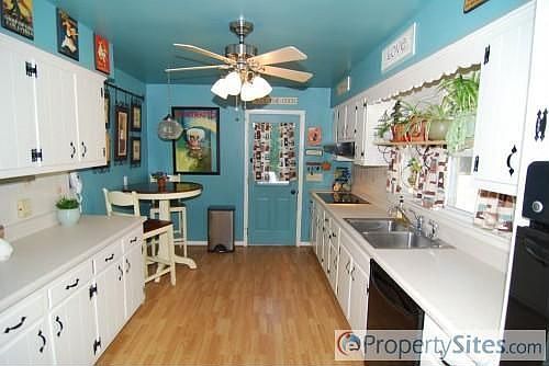 5th image of 1013 Highland Ave
