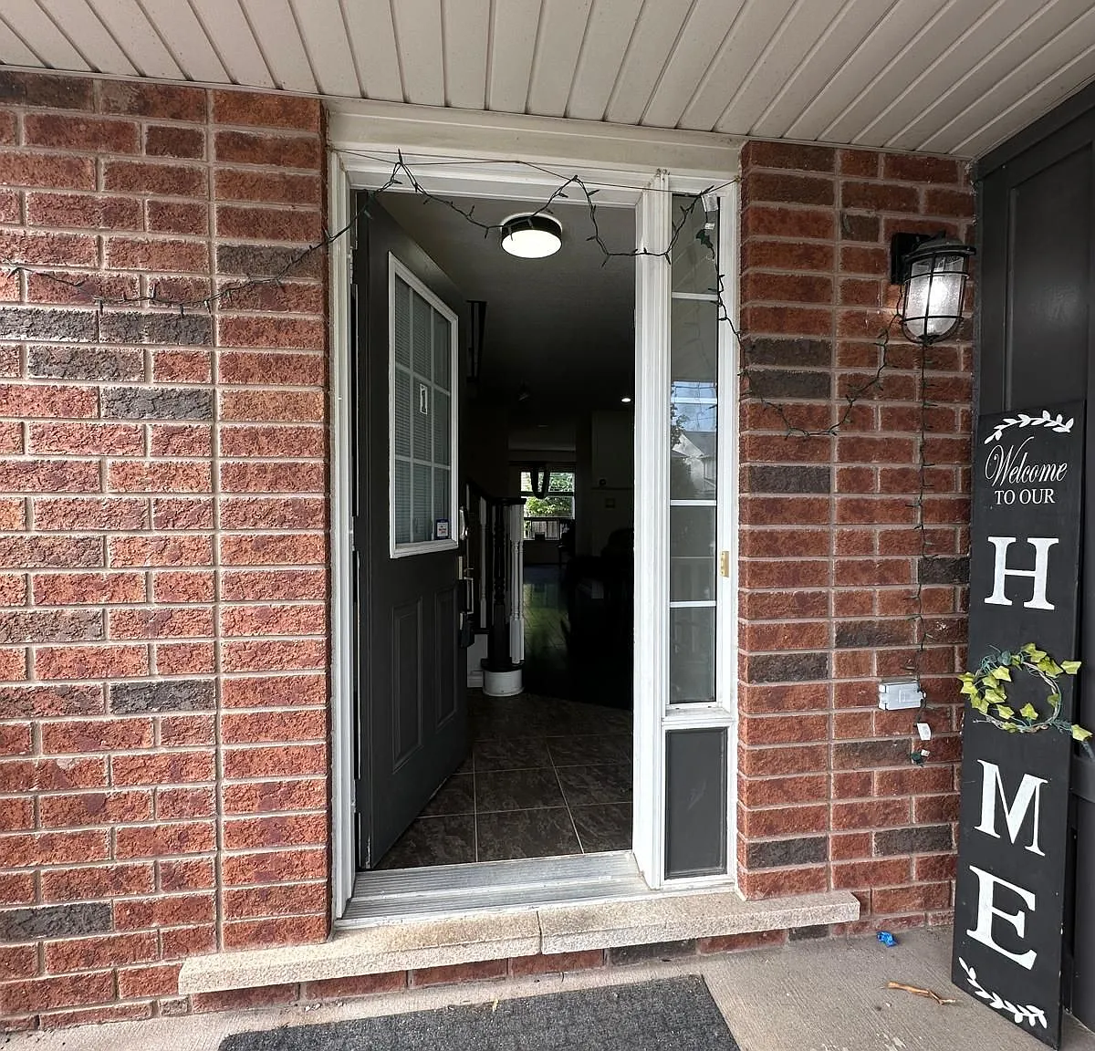 3 bed, $3,000 — Photo 2