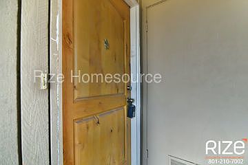 5th image of 4426 S Rosehaven Ct