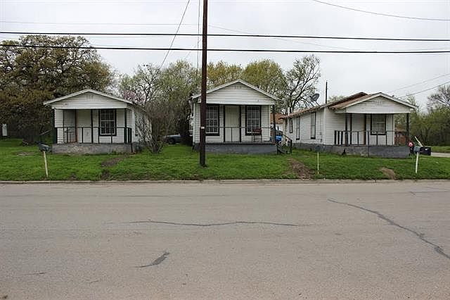 1st image of 808 G W Jackson Ave