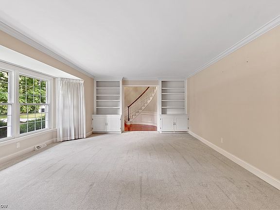 5th image of 7446 Lascala Dr