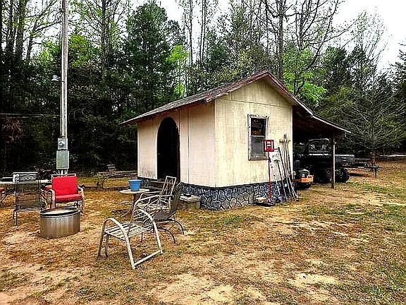 5th image of 111 Sweet Gum Rd