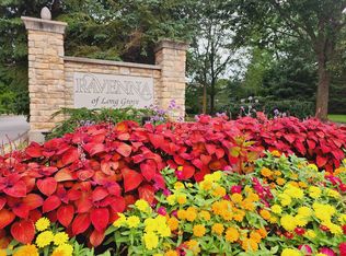7271 Providence Ct, Mundelein, IL 60060