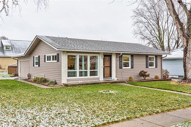 1st image of 102 Fairview Dr