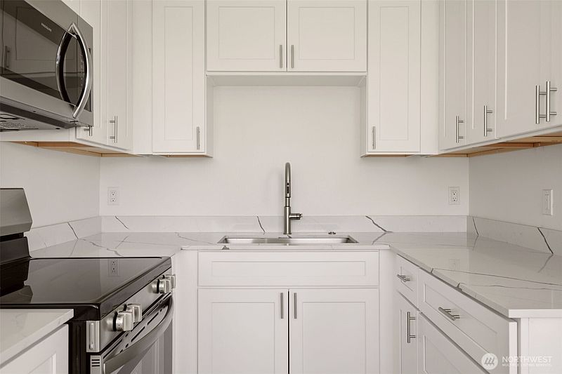 5th image of 5435 S M Street #201