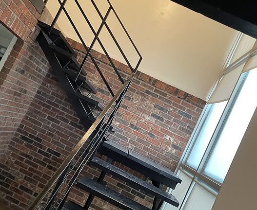 4th image of 936 N 71st St #936