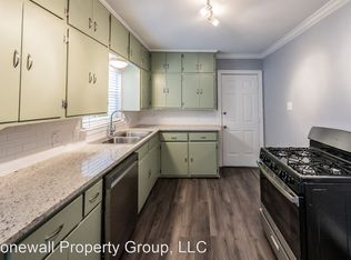 553 Club Dr APT 3, San Antonio, TX 78201