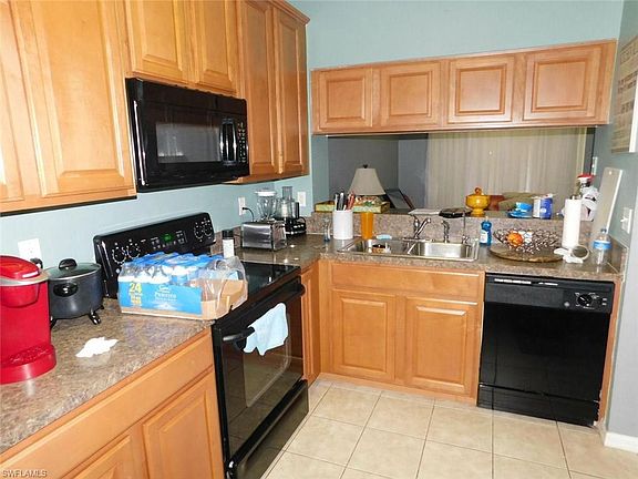 3rd image of 8303 Pacific Beach Dr
