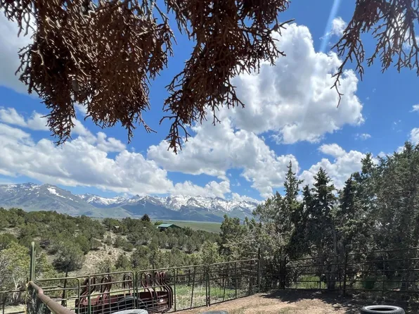 260 Cliff Pl, Spring Creek, NV 89815