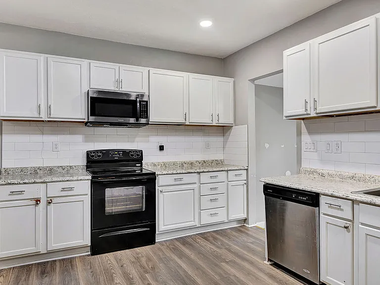14 McKinley St #1 — Photo 13