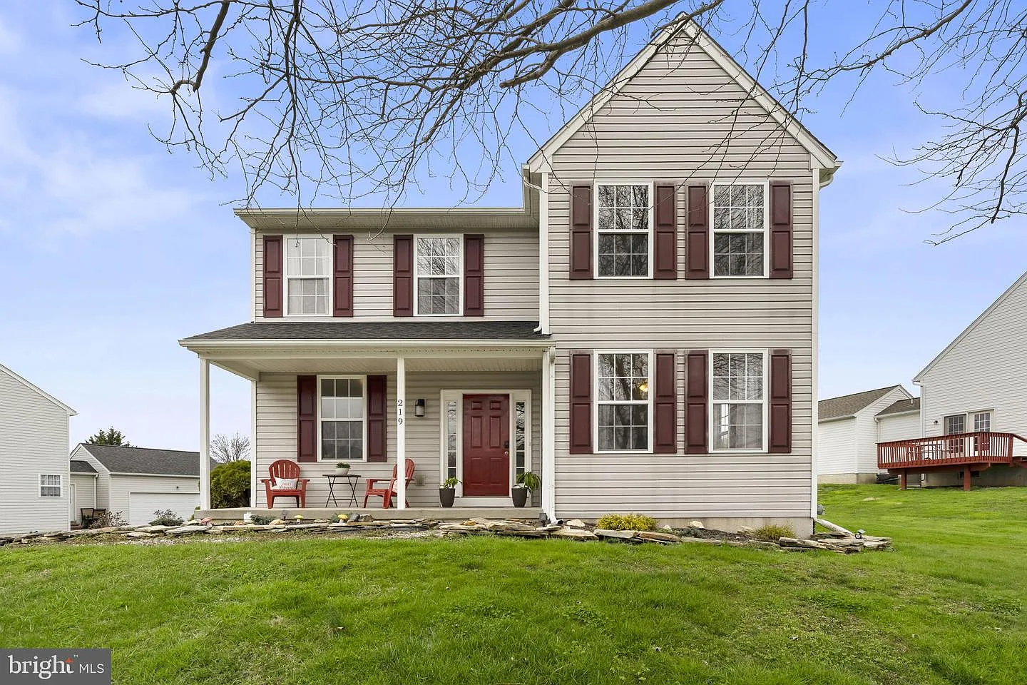 219 Beaumont Dr photo 1