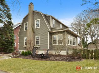 632 Garrett Pl, Evanston, IL 60201