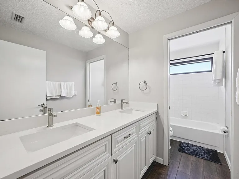 12929 Prestwick Dr — Photo 17