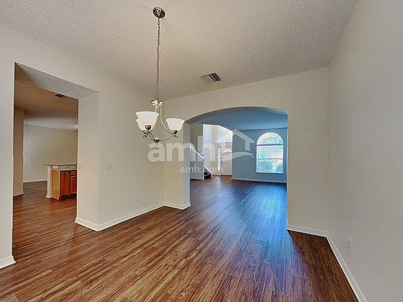 5th image of 1921 Darlin Cir