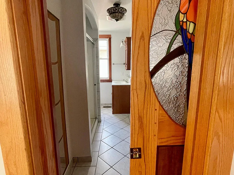 1667 Richmond Dr — Photo 5