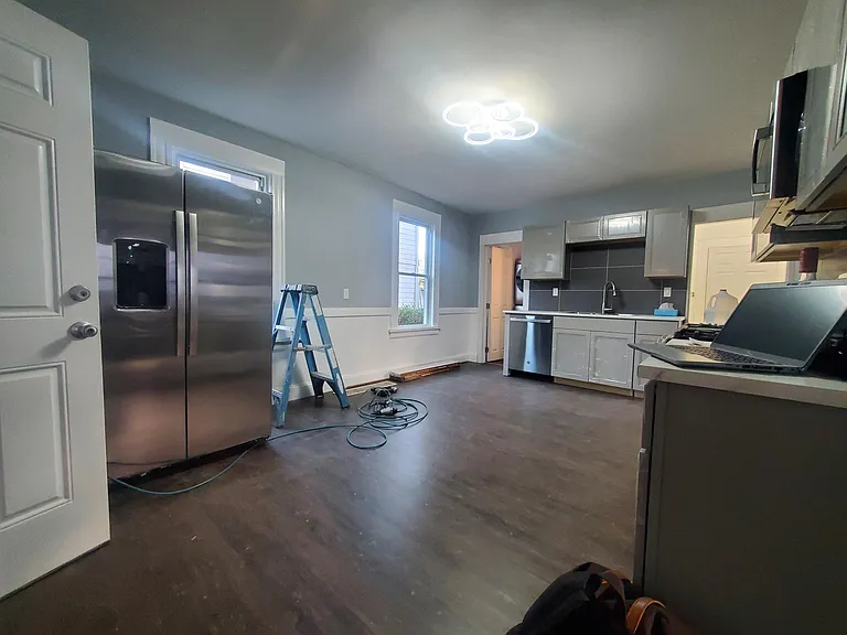 169 Kent Ave #1 — Photo 10
