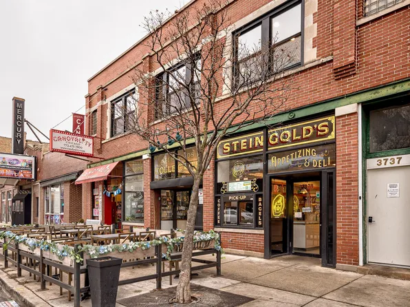 (undisclosed Address), Chicago, IL 60613