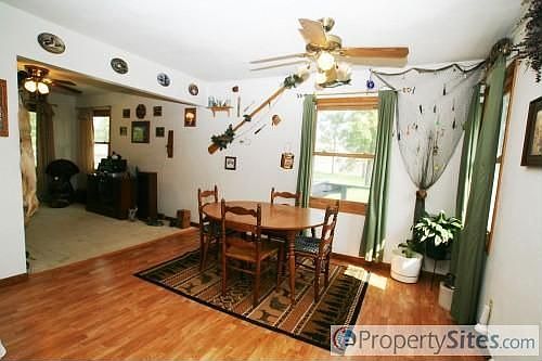 3rd image of 902 2nd Ave S