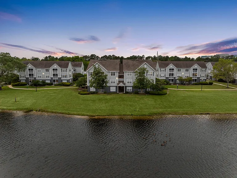 The Colony at Deerwood Apartments — Photo 24