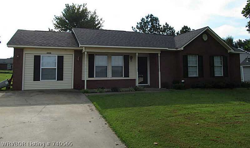 1st image of 2206 Marble Cir N