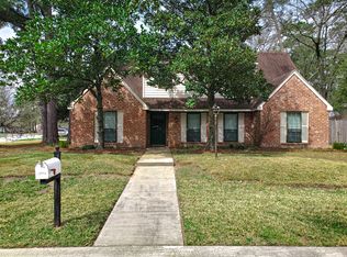 28903 Twisted Oak Dr, Spring, TX 77381