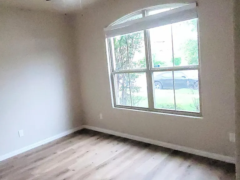 1716 Jacona Trl — Photo 16