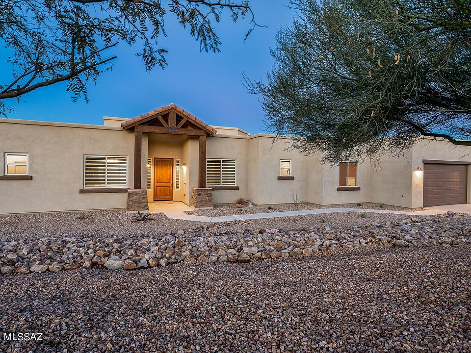 1st image of 14511 E Wood Canyon Pl