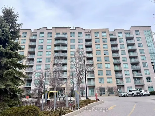 51 Baffin Ct SW, Richmond Hill, ON