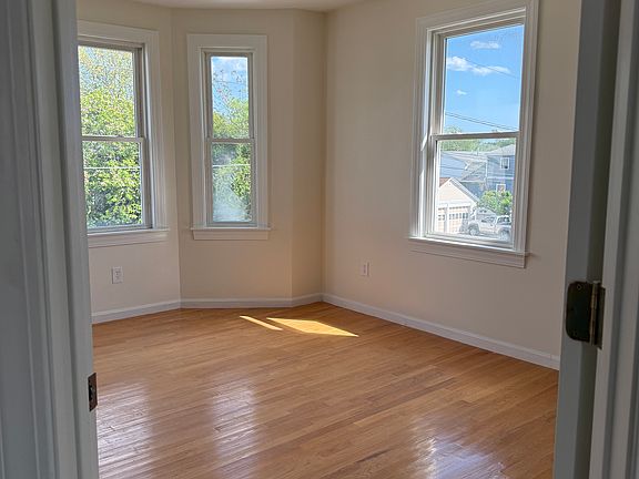 2nd image of 445 Waterman Ave #3