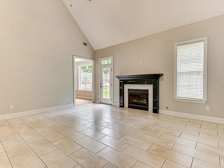 1111 Sumter Landing Cir — Photo 6