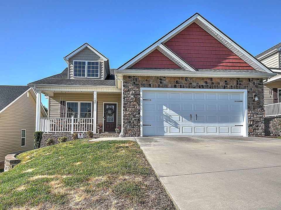 157 Piper Gln, Johnson City, TN 37615 Zillow