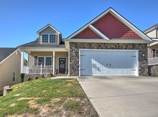 157 Piper Gln, Johnson City, TN 37615