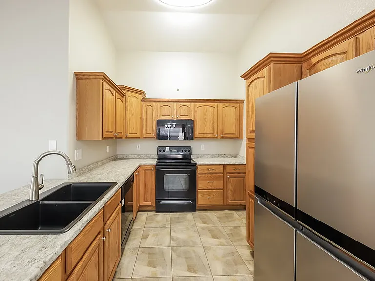 8560 W Eva St — Photo 5