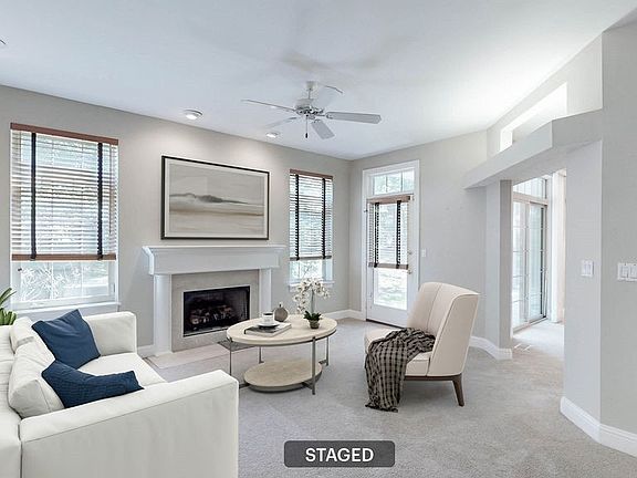 2nd image of 3158 Richmond Rd #3158
