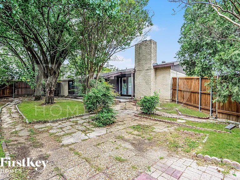 5276 Sherman Dr — Photo 15