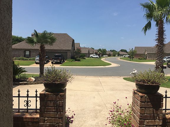 3rd image of 302 Antietam Dr