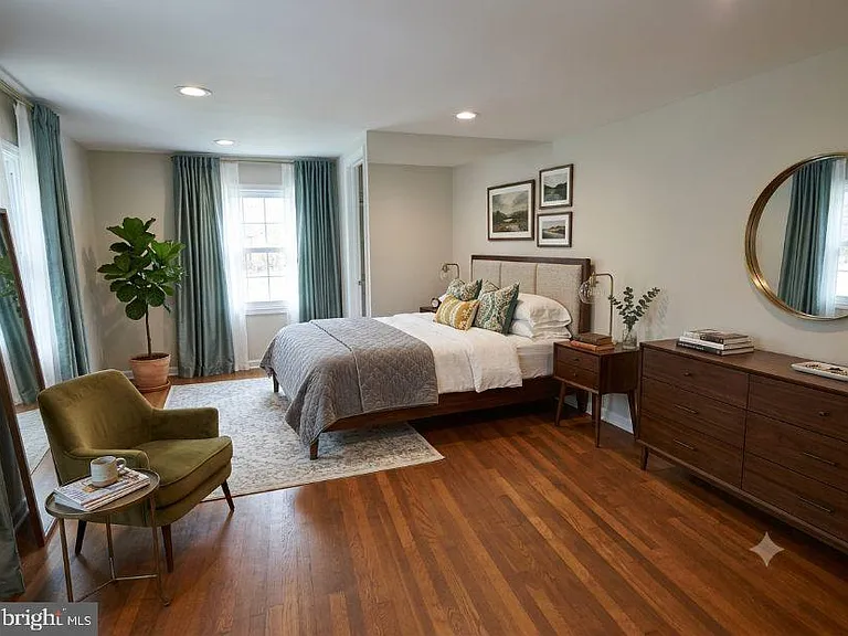2203 Forestside Dr — Photo 3