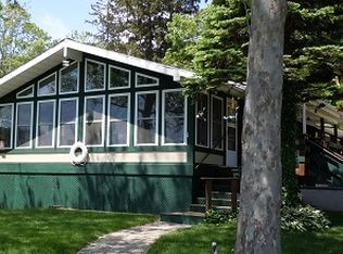 9791 Evergreen Dr, Grand Junction, MI 49056
