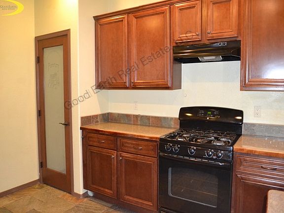 5th image of 936 Flora Vista Dr