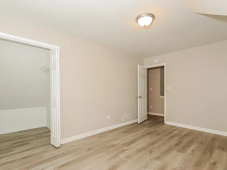 492 Ivey Ct SE — Photo 15